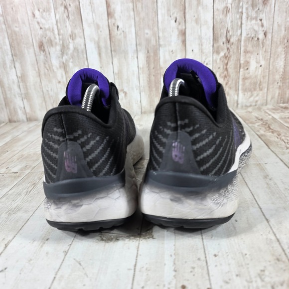 New Balance Fresh Foam Vongo v5 Black Purple Running Shoes Mens 9.5 Wide - Picture 3 of 8